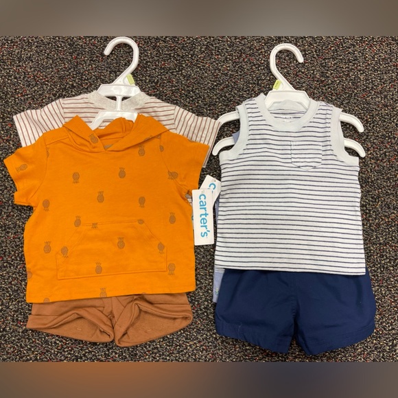 Boys 3 month Carters outfits - Picture 2 of 2